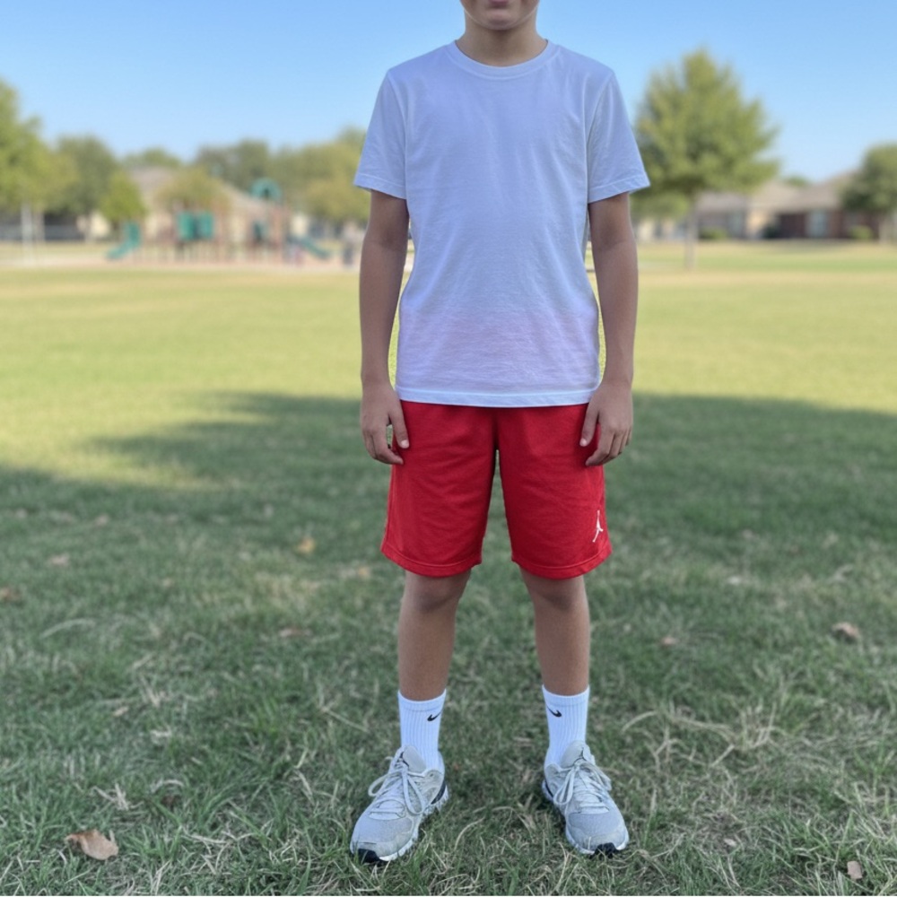 Nike Air Jordan red athletic shorts boy’s shorts size L (12-13 yrs)
